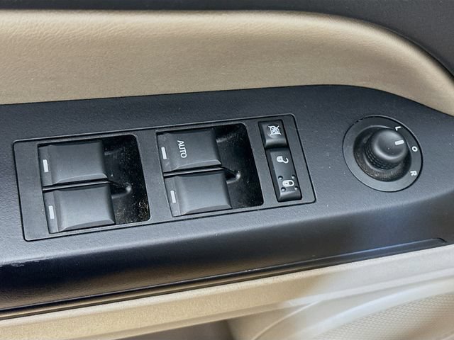 Used 2014 Jeep Patriot Latitude w/ Sun/Sound Group AWD/4WD image 20