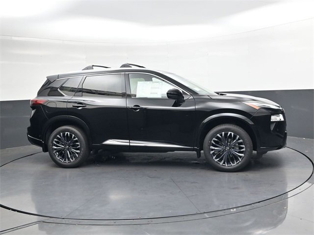 New 2026 Nissan Rogue Platinum image 3