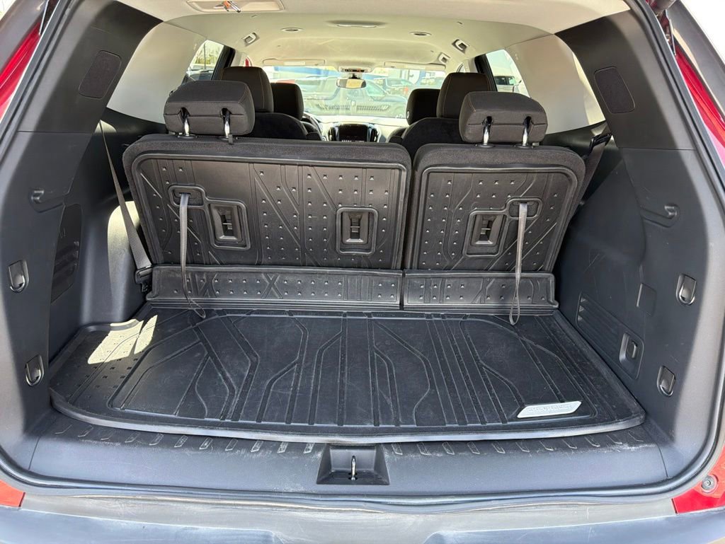 Used 2020 Chevrolet Traverse LT w/ Driver Confidence II Package AWD/4WD image 16