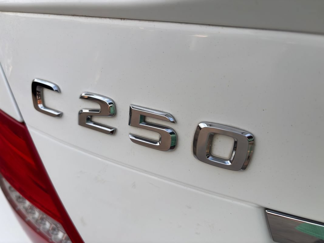 Used 2014 Mercedes-Benz C 250 Sedan image 12