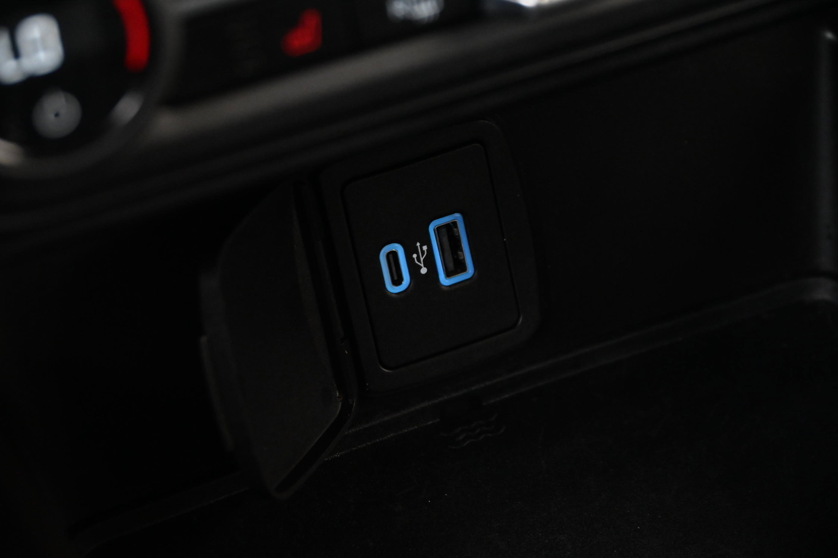 Used 2024 Ford Bronco Black Diamond image 36