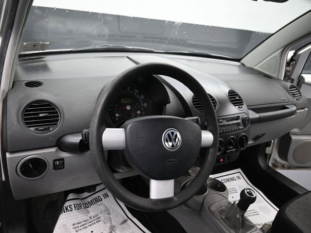 Used 2001 Volkswagen Beetle GLS FWD image 13