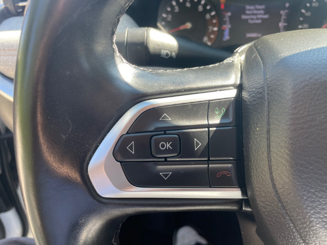 Used 2022 Jeep Compass Latitude w/ Sun and Sound Group AWD/4WD image 31