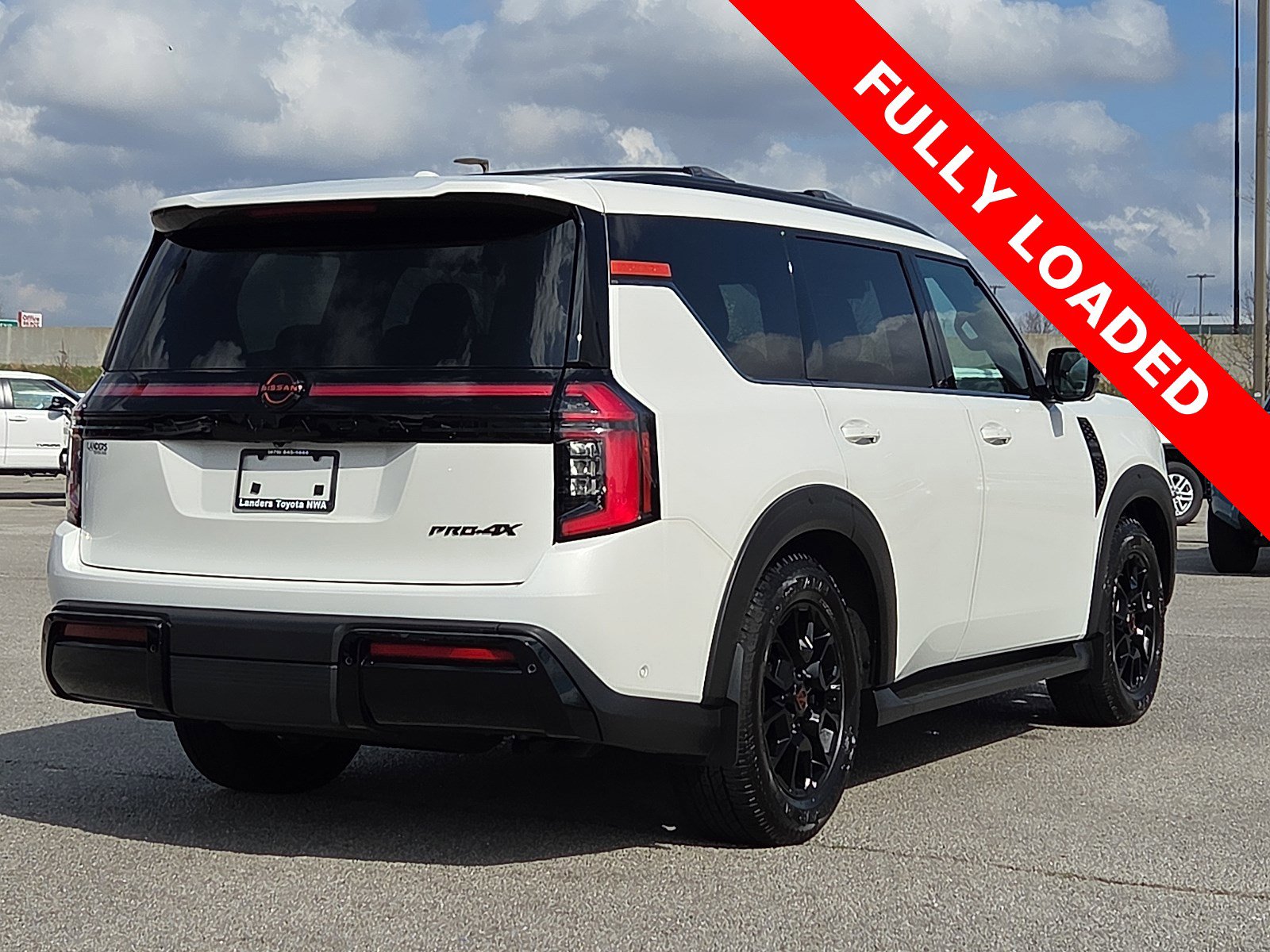 Used 2025 Nissan Armada PRO-4X w/ Pro-4X Premium Package image 5