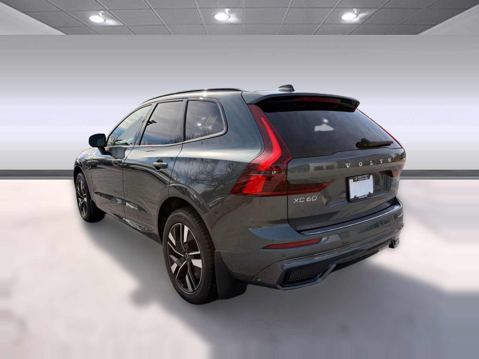 New 2026 Volvo XC60 T8 Core w/ Climate Package image 3