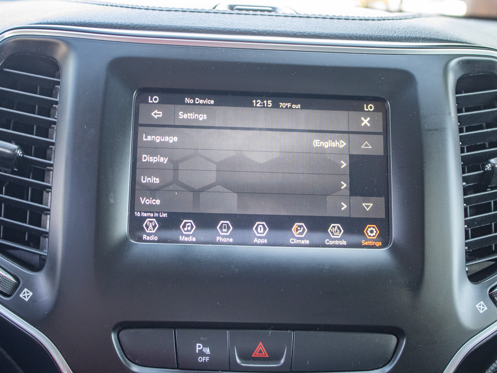 Used 2019 Jeep Cherokee Latitude Plus AWD/4WD image 47