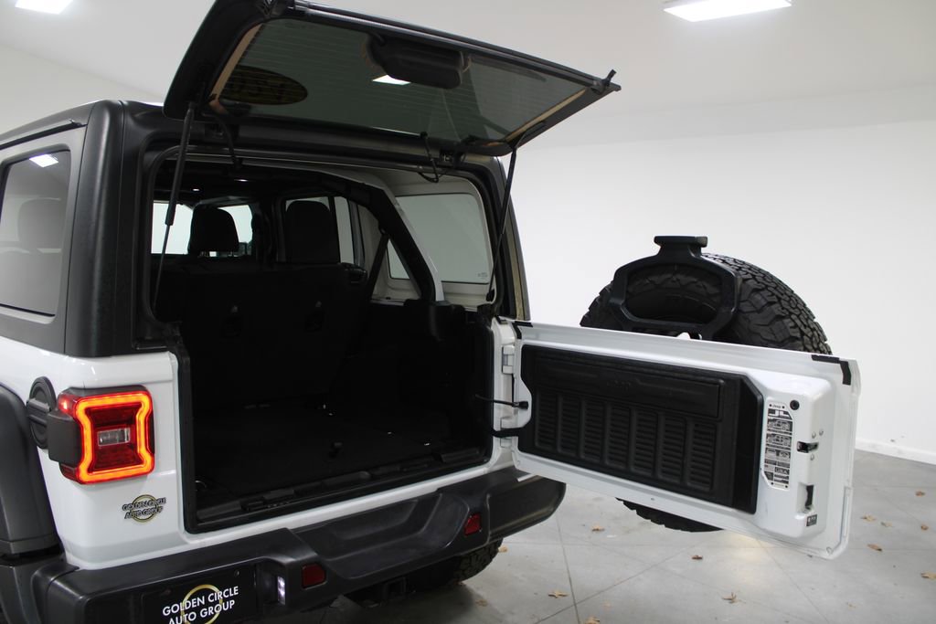 Used 2024 Jeep Wrangler Unlimited Rubicon image 19