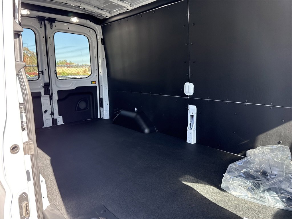 New 2025 Ford Transit 350 148 Medium Roof AWD image 25