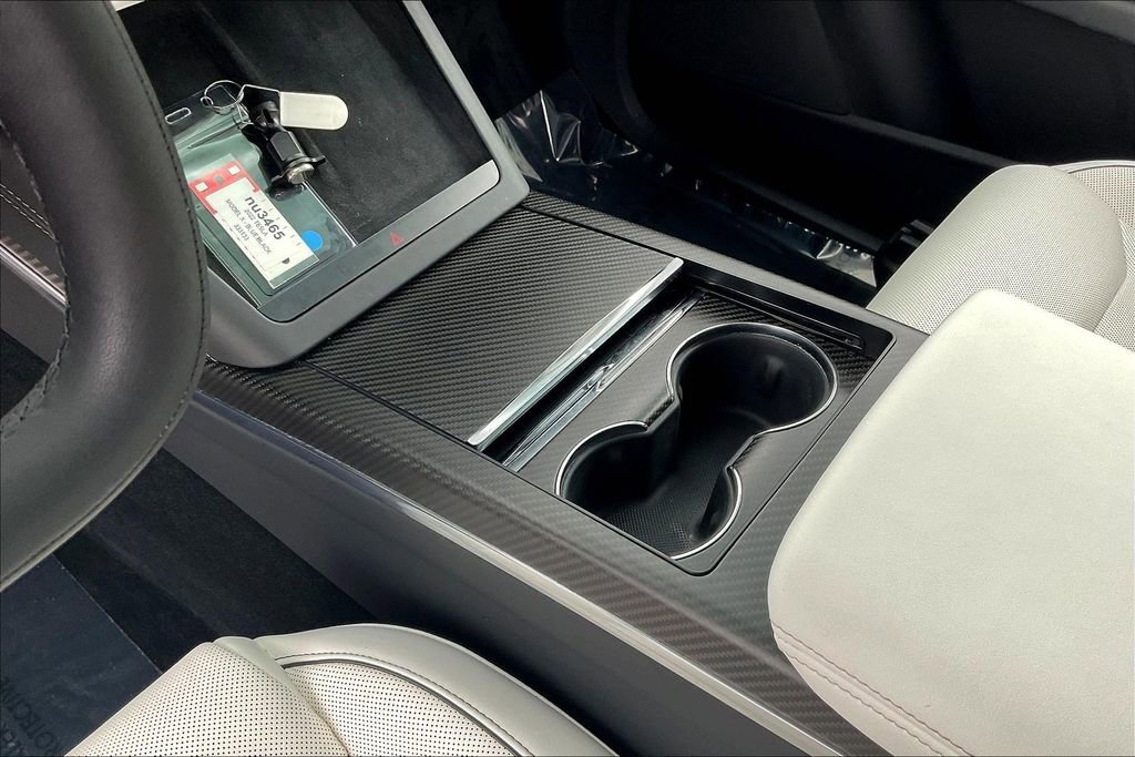 Used 2022 Tesla Model X Plaid image 17