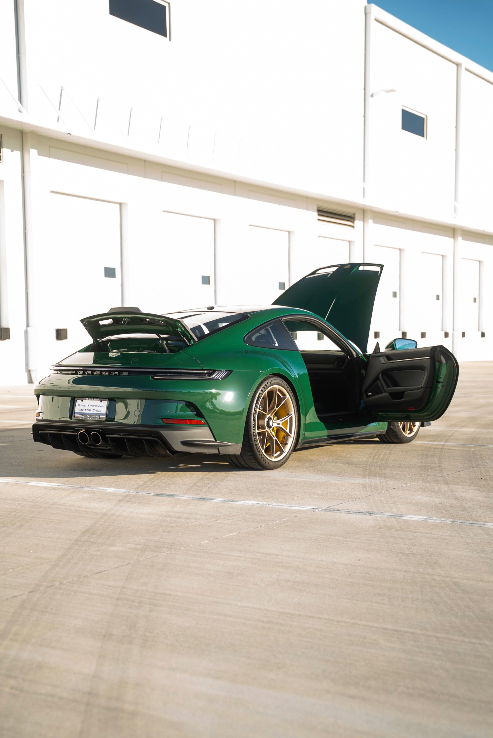 Used 2022 Porsche 911 GT3 image 33