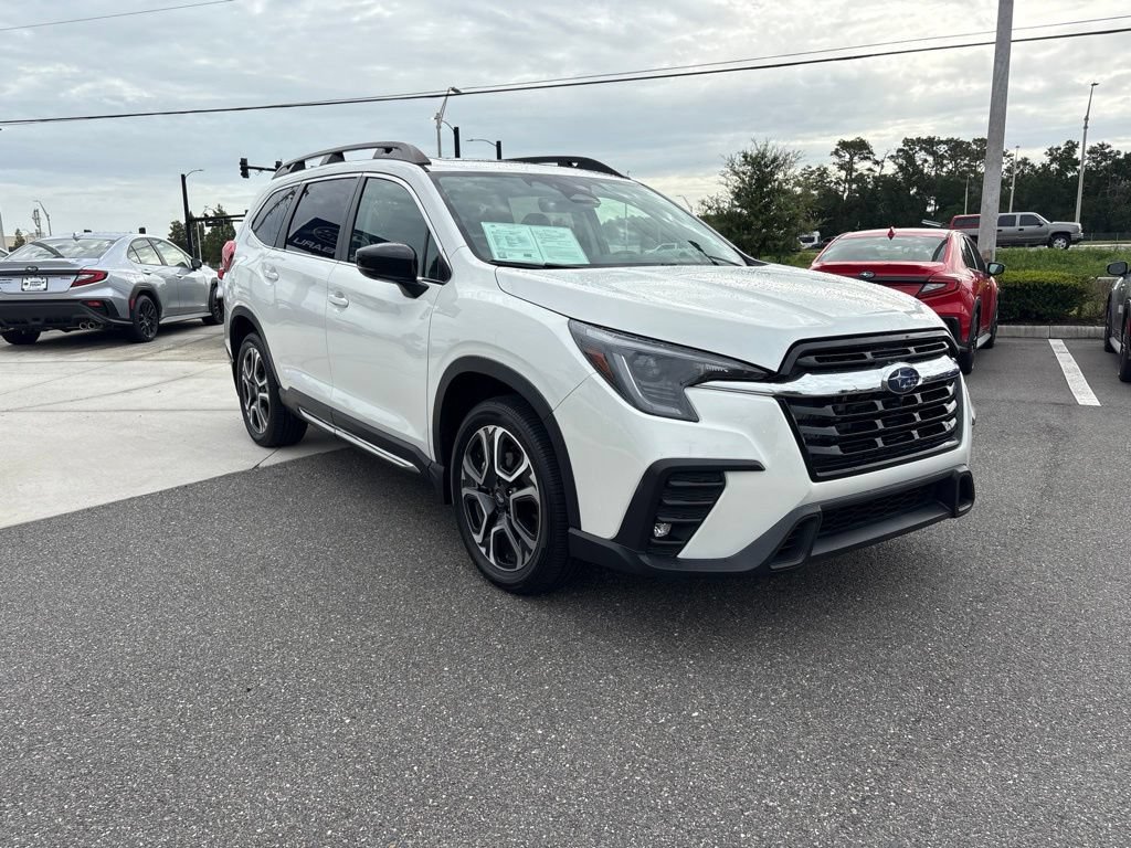 Certified 2024 Subaru Ascent Limited w/ Technology Package AWD/4WD image 3