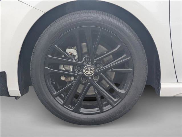 Used 2025 Toyota Camry SE w/ Convenience Package FWD image 22