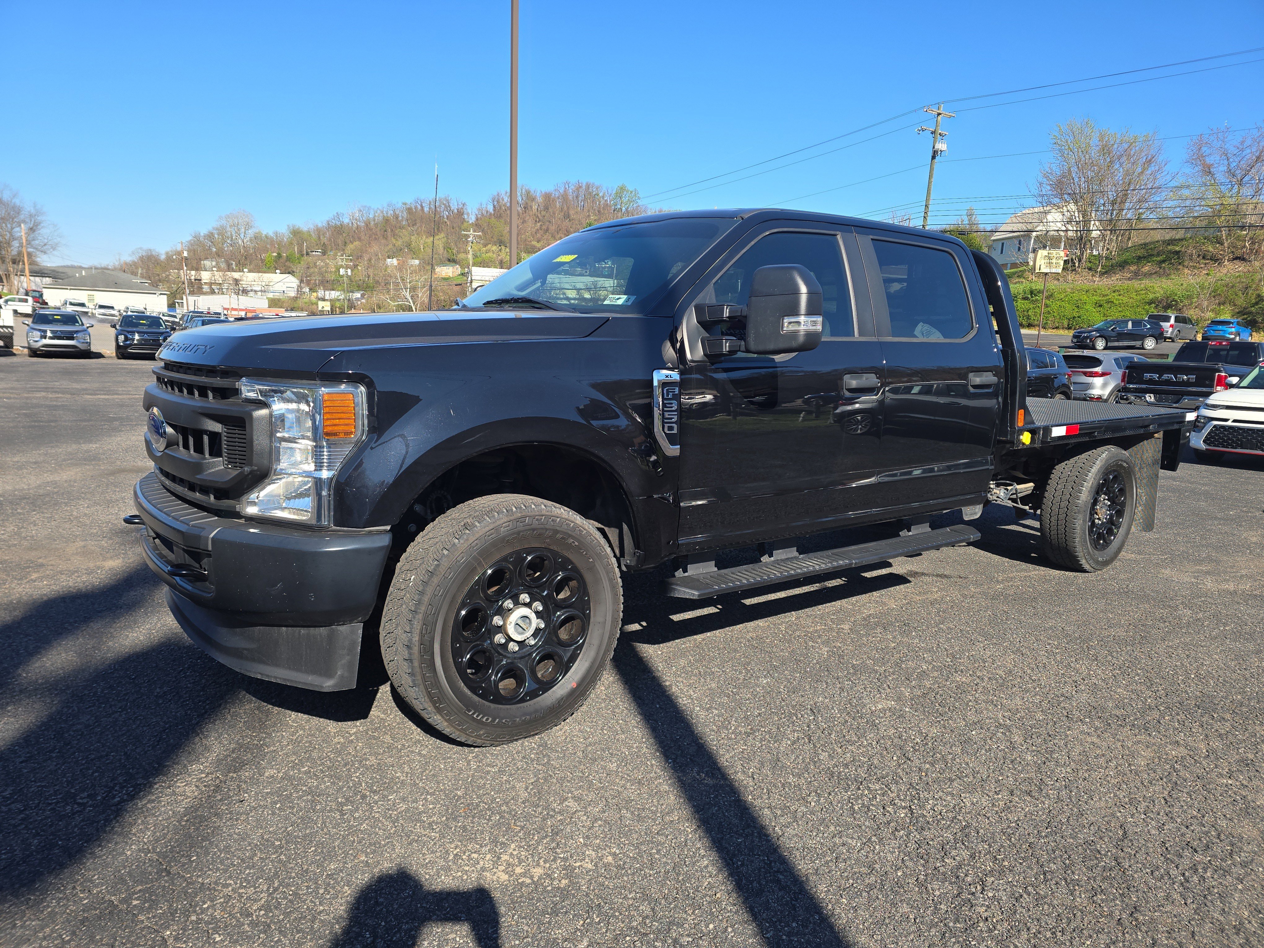 Used 2022 Ford F350 XL w/ Power Equipment Group image 9