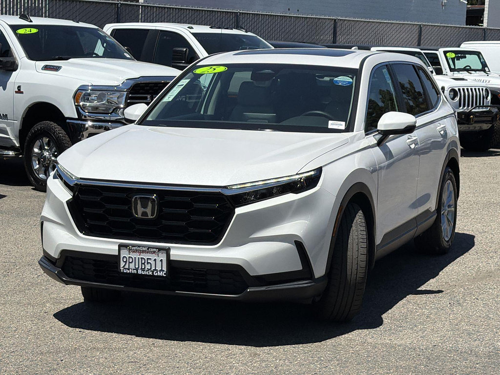 Used 2025 Honda CR-V EX image 3