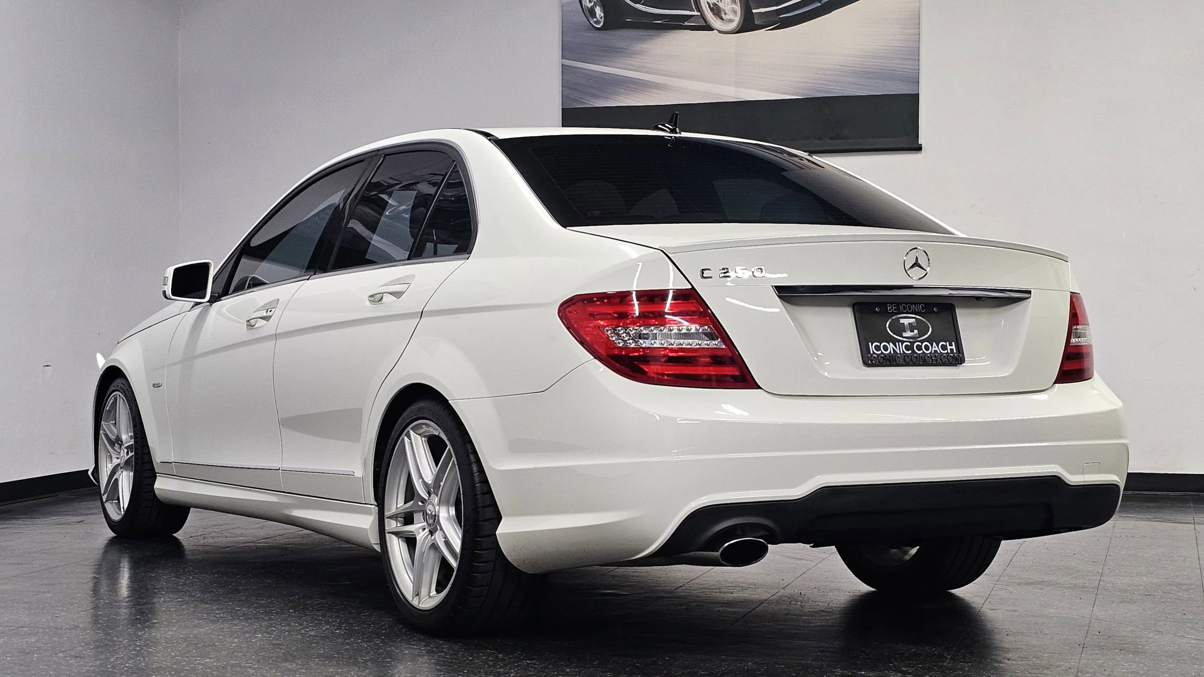 Used 2012 Mercedes-Benz C 250 Sedan image 26
