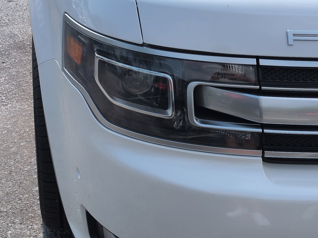 Used 2016 Ford Flex Limited w/ Equipment Group 303A AWD/4WD image 10