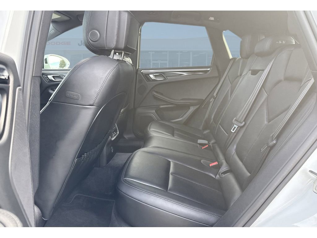 Used 2024 Porsche Macan Turbo image 20