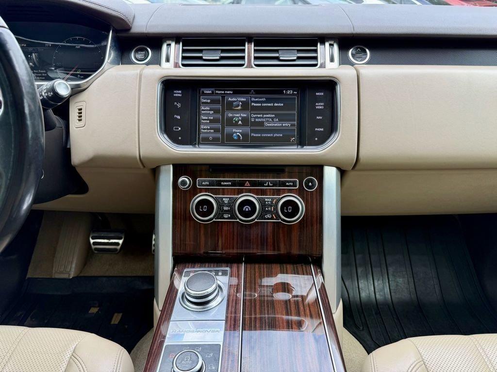 Used 2014 Land Rover Range Rover Supercharged image 17