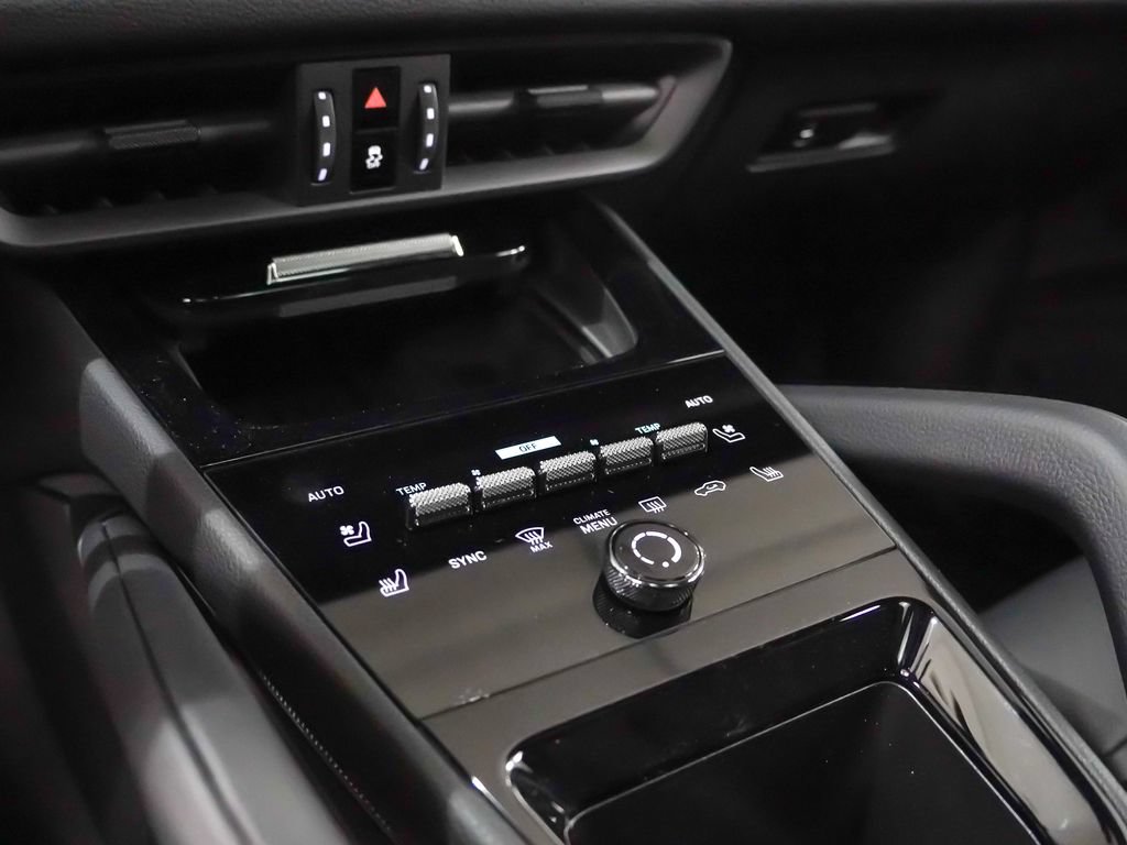 Certified 2026 Porsche Cayenne Coupe AWD/4WD image 13