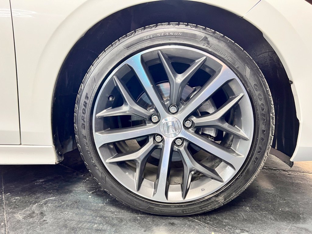 Used 2024 Honda Civic Touring image 11