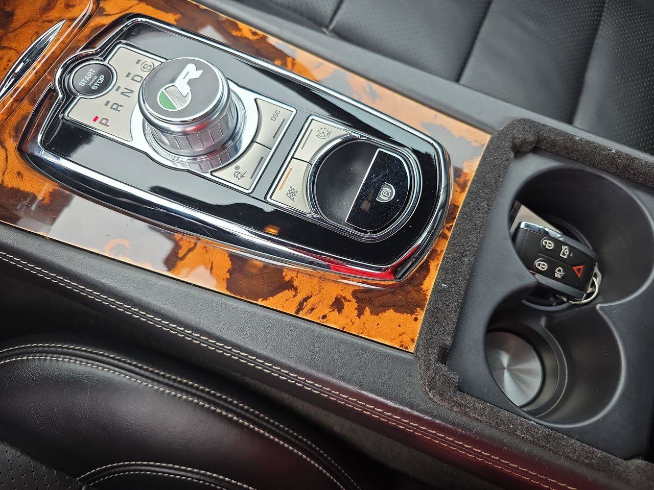 Used 2010 Jaguar XKR R RWD image 10