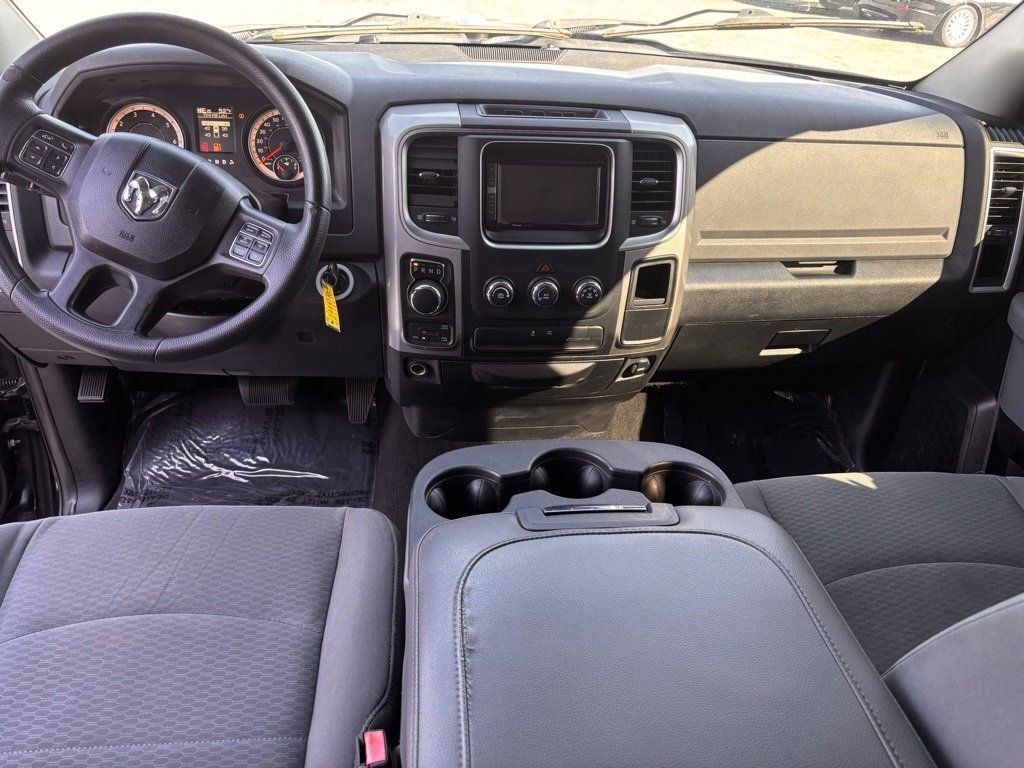 Used 2016 RAM 1500 Classic SLT image 5