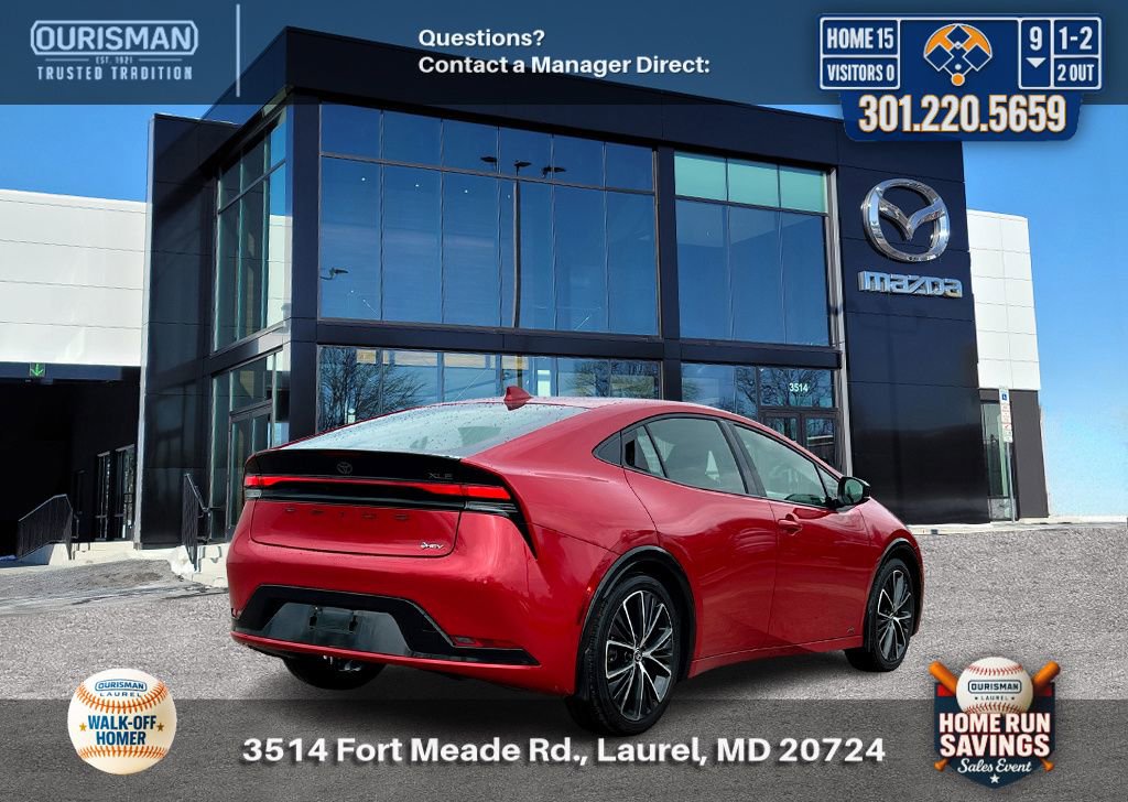 Used 2024 Toyota Prius XLE video 2