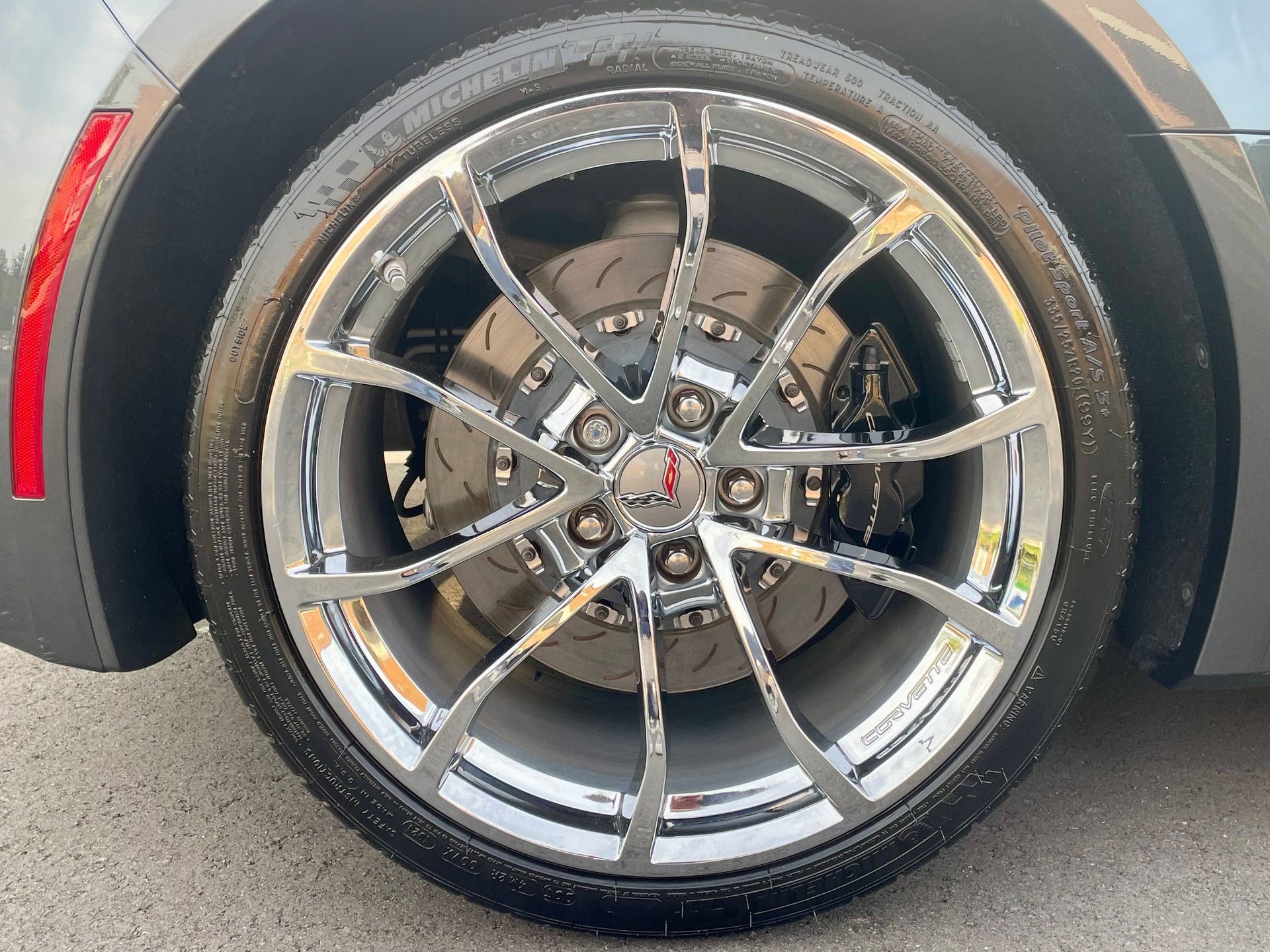 Used 2017 Chevrolet Corvette Grand Sport RWD image 27