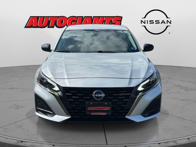 Used 2024 Nissan Altima 2.5 SR FWD image 8