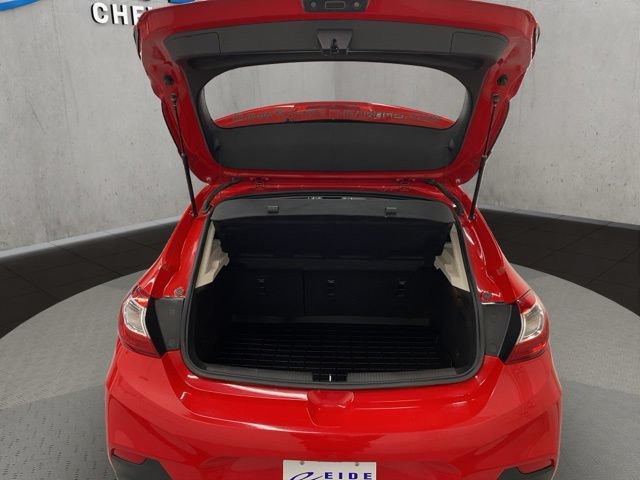 Used 2017 Chevrolet Cruze LT w/ Convenience Package FWD image 24