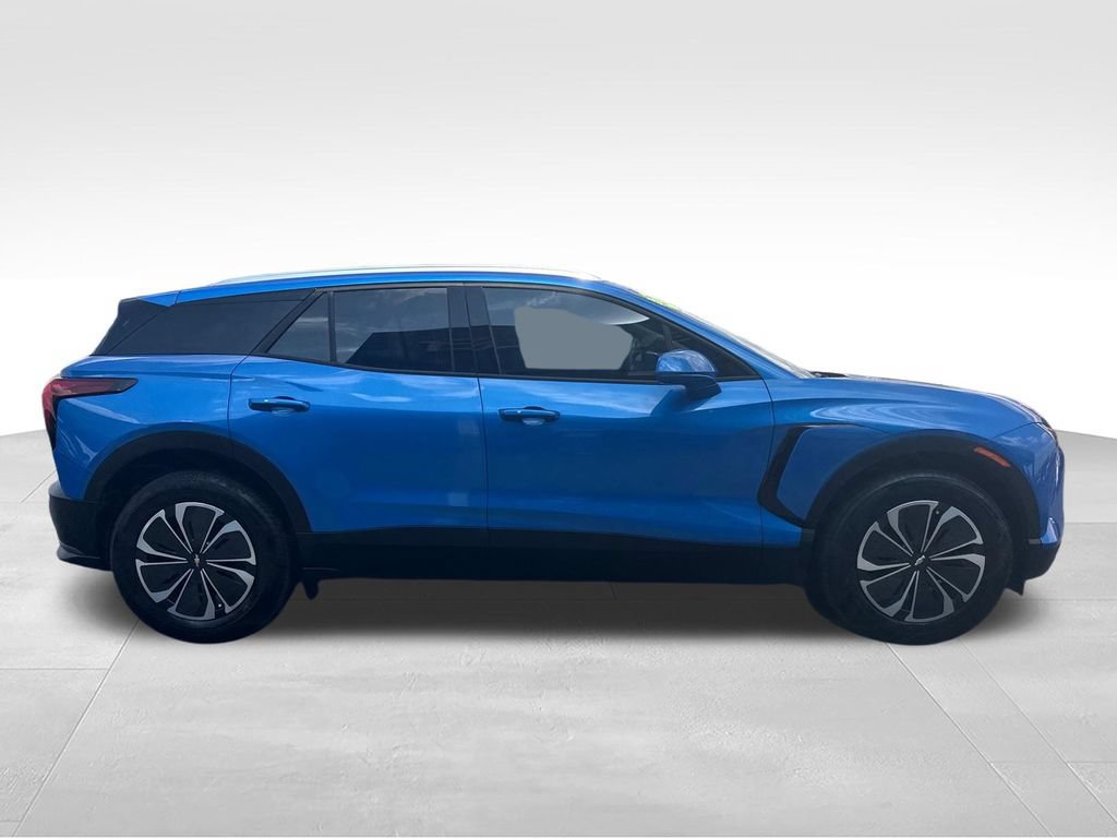 Used 2024 Chevrolet Blazer EV LT AWD/4WD image 7