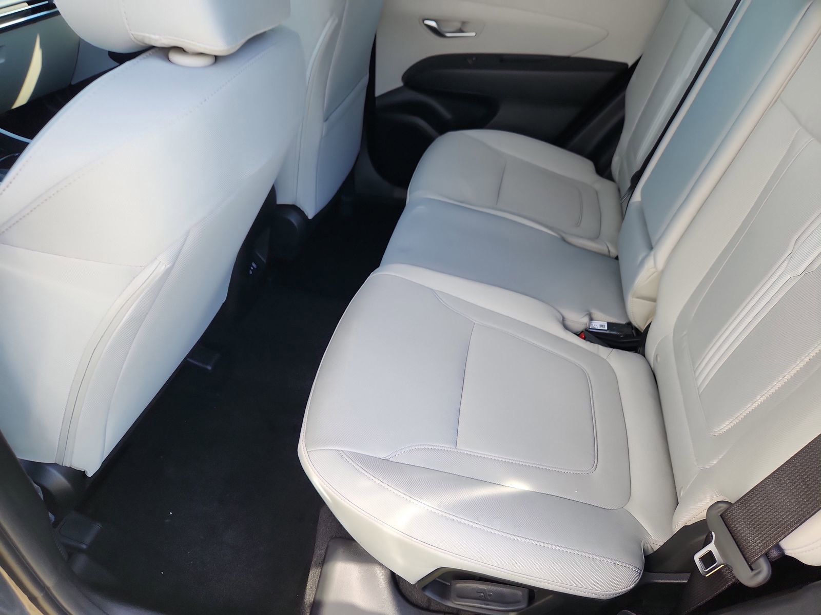 New 2026 Hyundai Tucson SEL image 8