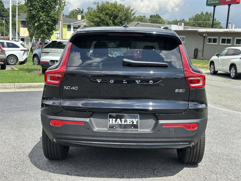 New 2026 Volvo XC40 B5 Plus w/ Protection Package Premier image 20
