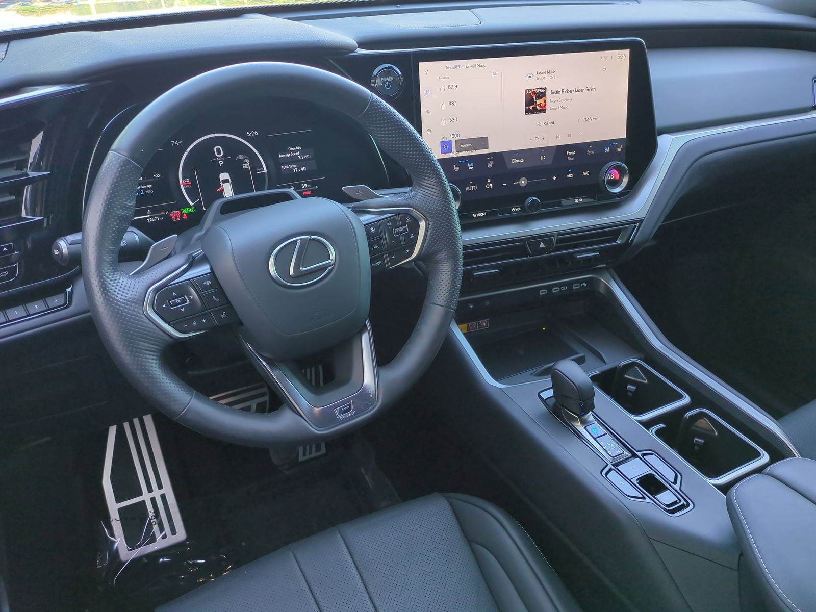 Used 2025 Lexus TX 500h AWD w/ Technology Package image 28