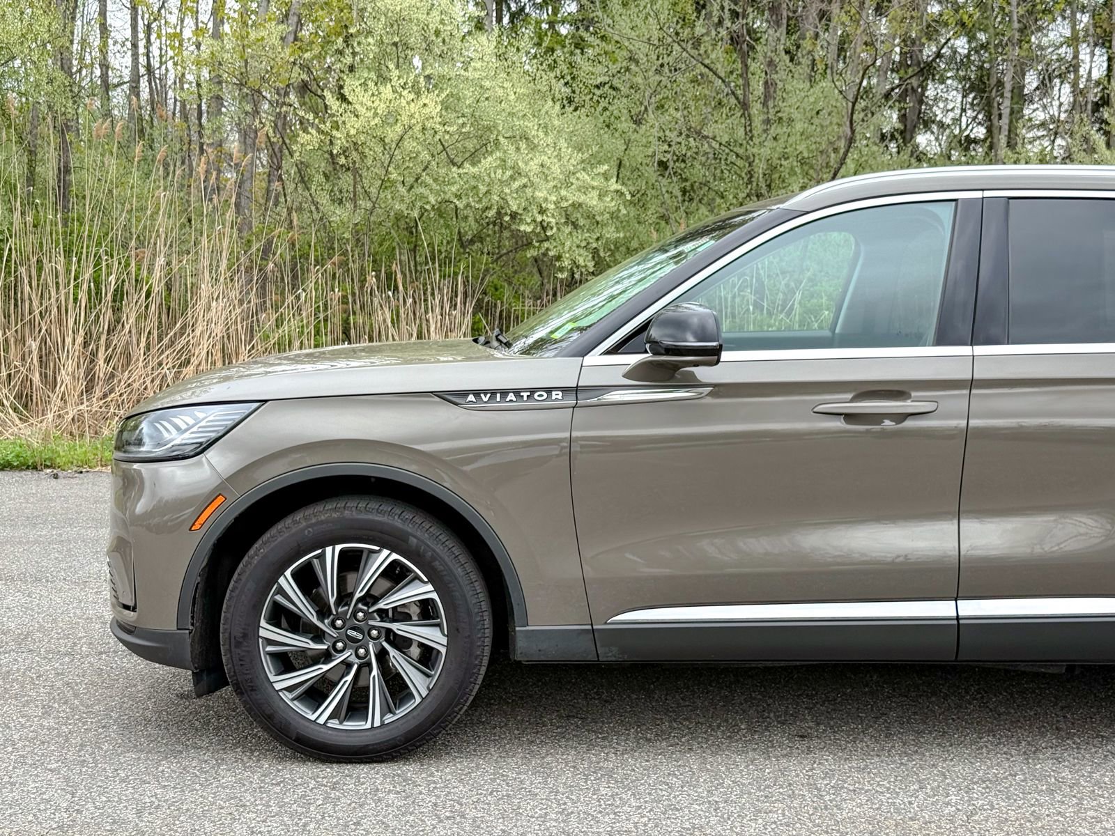 Used 2025 Lincoln Aviator AWD w/ Equipment Group 101A image 9