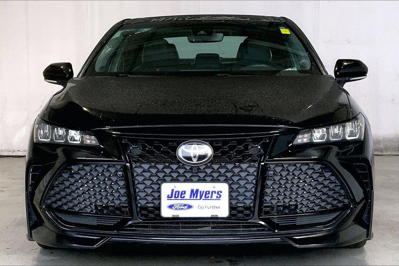 Used 2021 Toyota Avalon TRD image 3