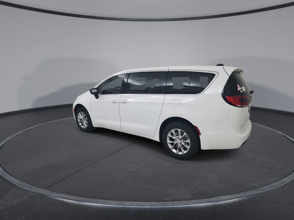 New 2026 Chrysler Pacifica Limited AWD/4WD image 6