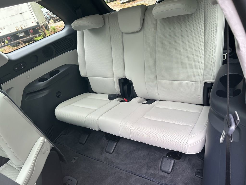 Certified 2026 Hyundai Palisade Calligraphy AWD/4WD image 29