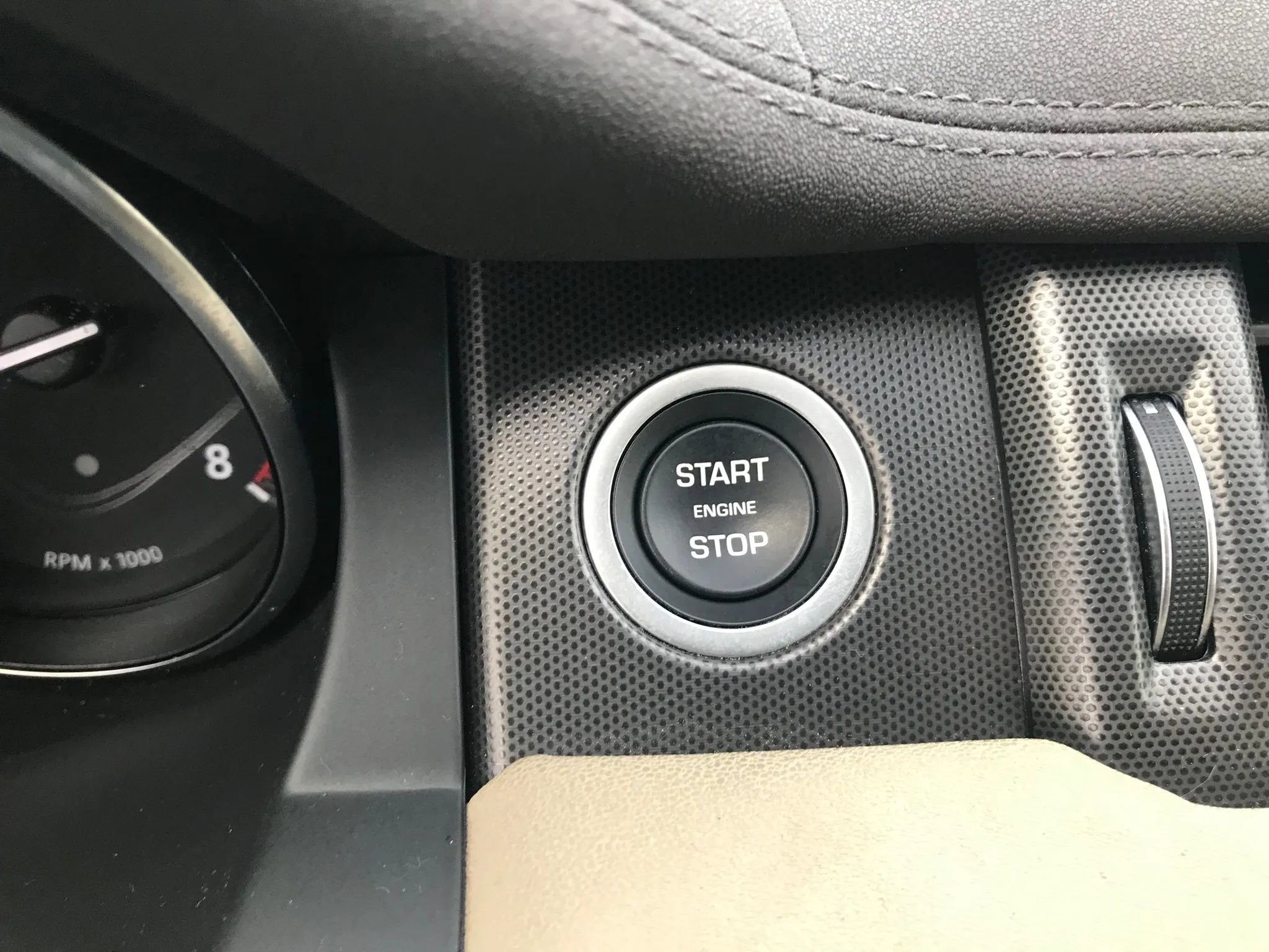 Used 2018 Land Rover Range Rover Evoque image 20