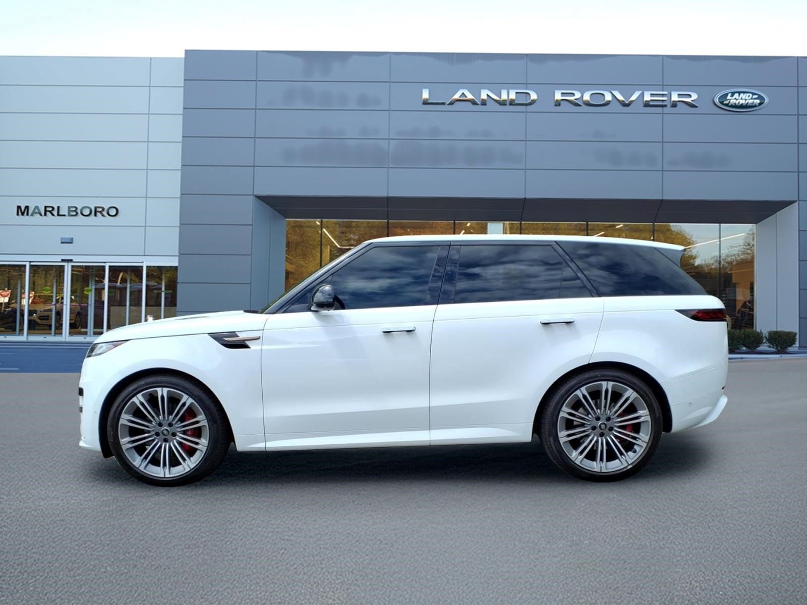 Certified 2025 Land Rover Range Rover Sport Dynamic SE AWD/4WD image 6
