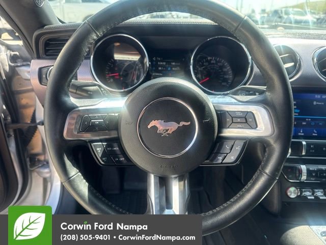 Used 2017 Ford Mustang GT RWD image 7