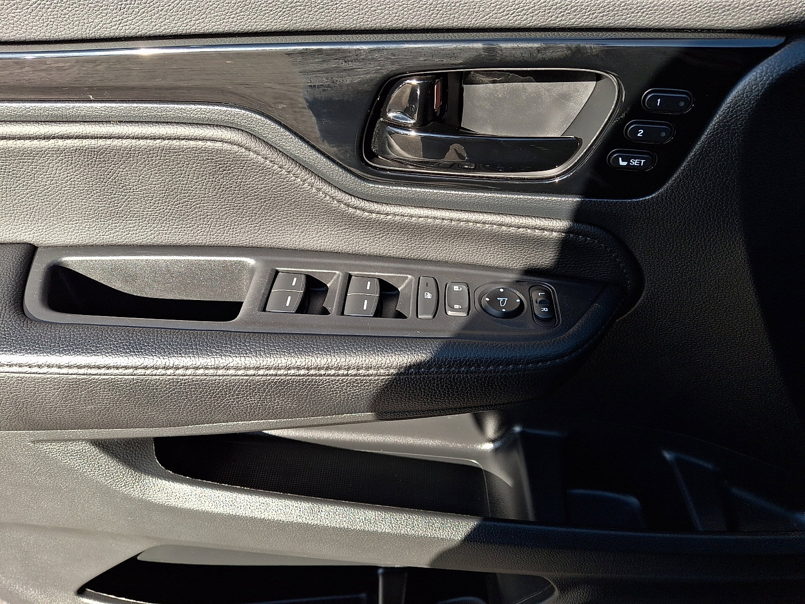 Used 2023 Honda Odyssey Touring image 14