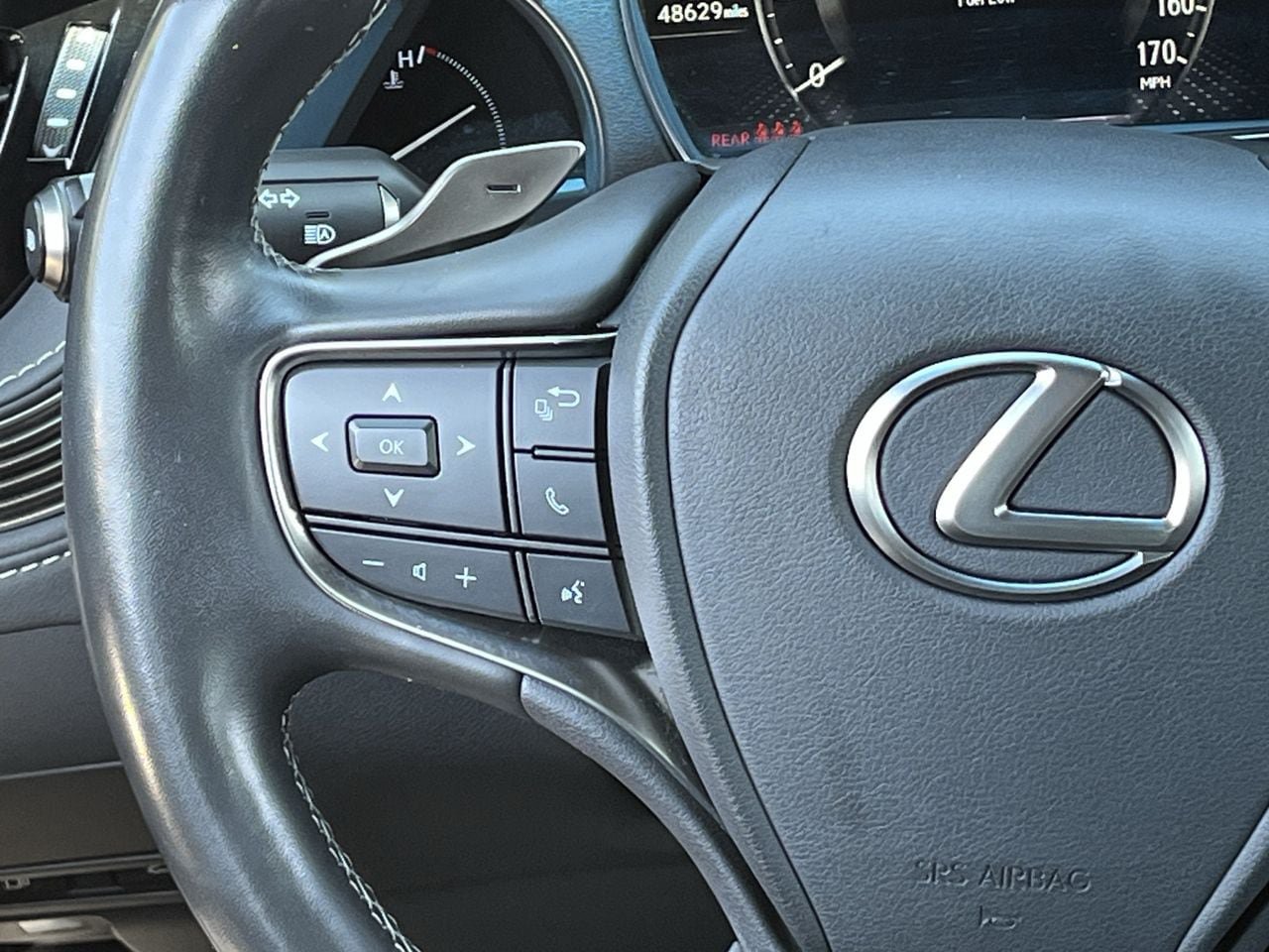 Used 2021 Lexus LS 500 w/ Accessory Package (Z2) RWD image 12