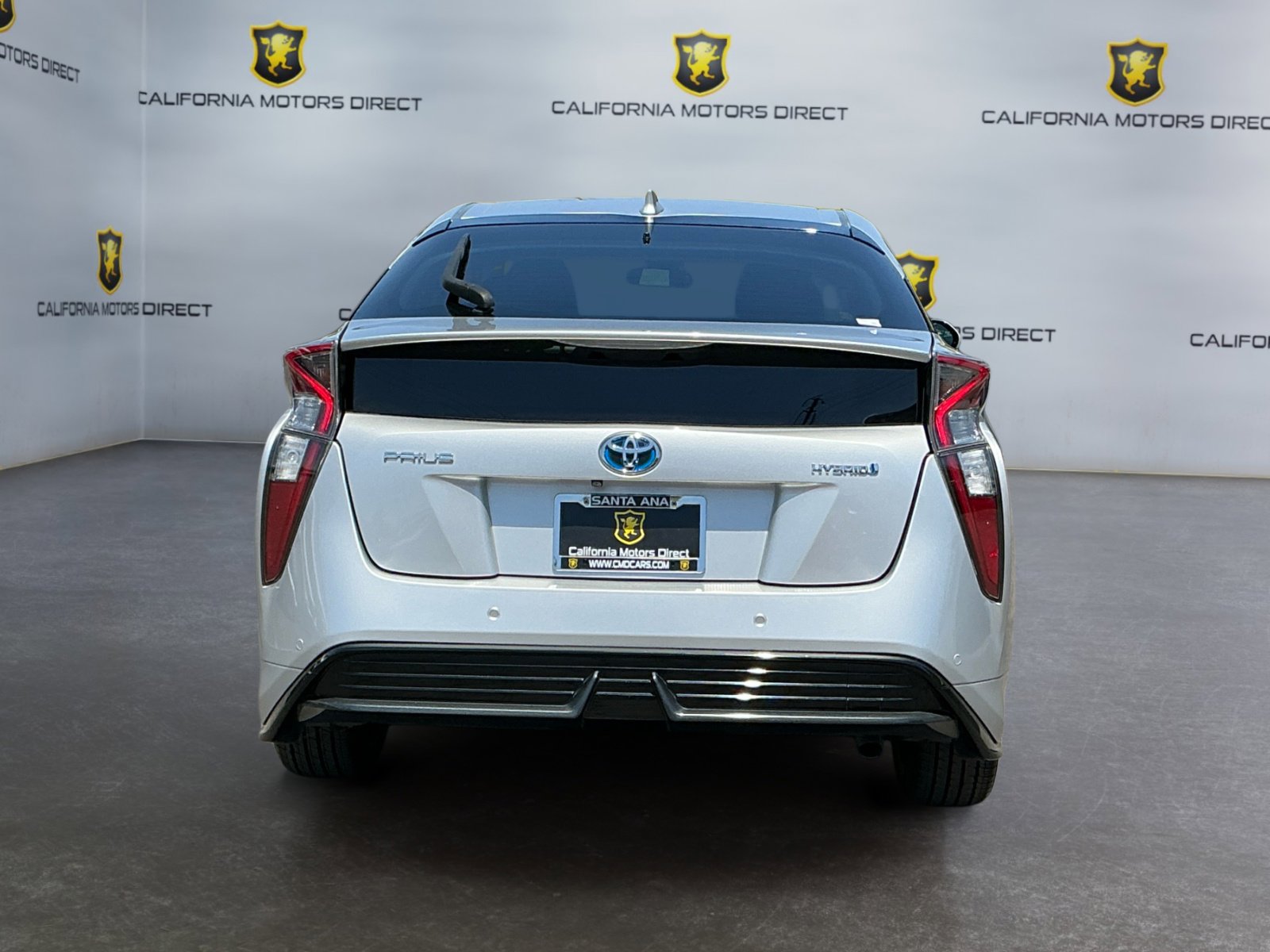 Used 2018 Toyota Prius Three Touring w/ Appearance Package FWD image 6