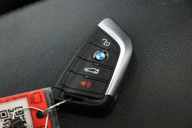 Used 2023 BMW X4 xDrive30i w/ Premium Package AWD/4WD image 39