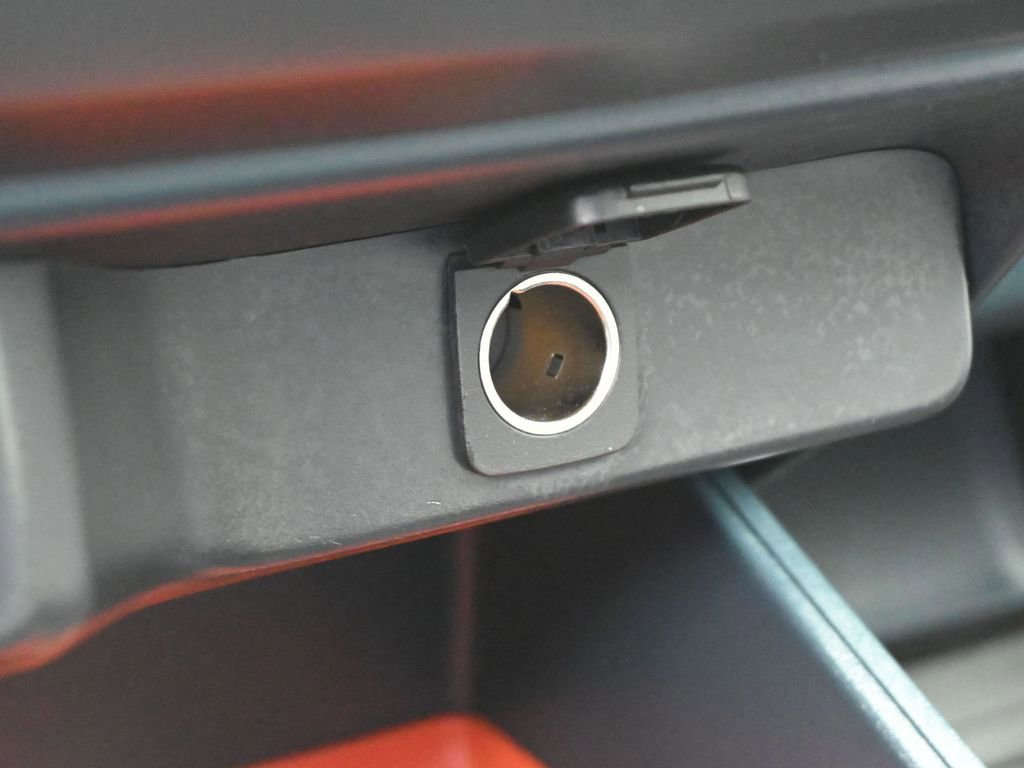 Certified 2022 Ford Maverick XLT image 19