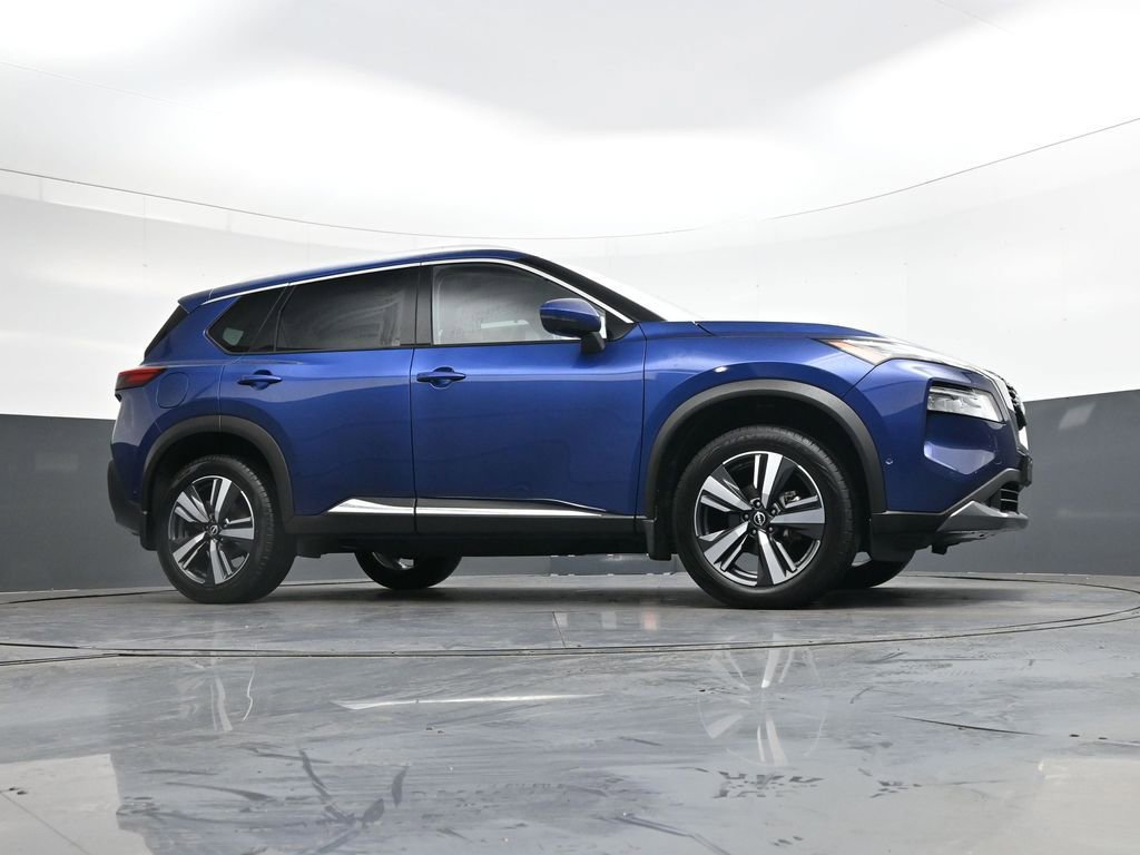 Used 2023 Nissan Rogue SL w/ SL Premium Package image 39