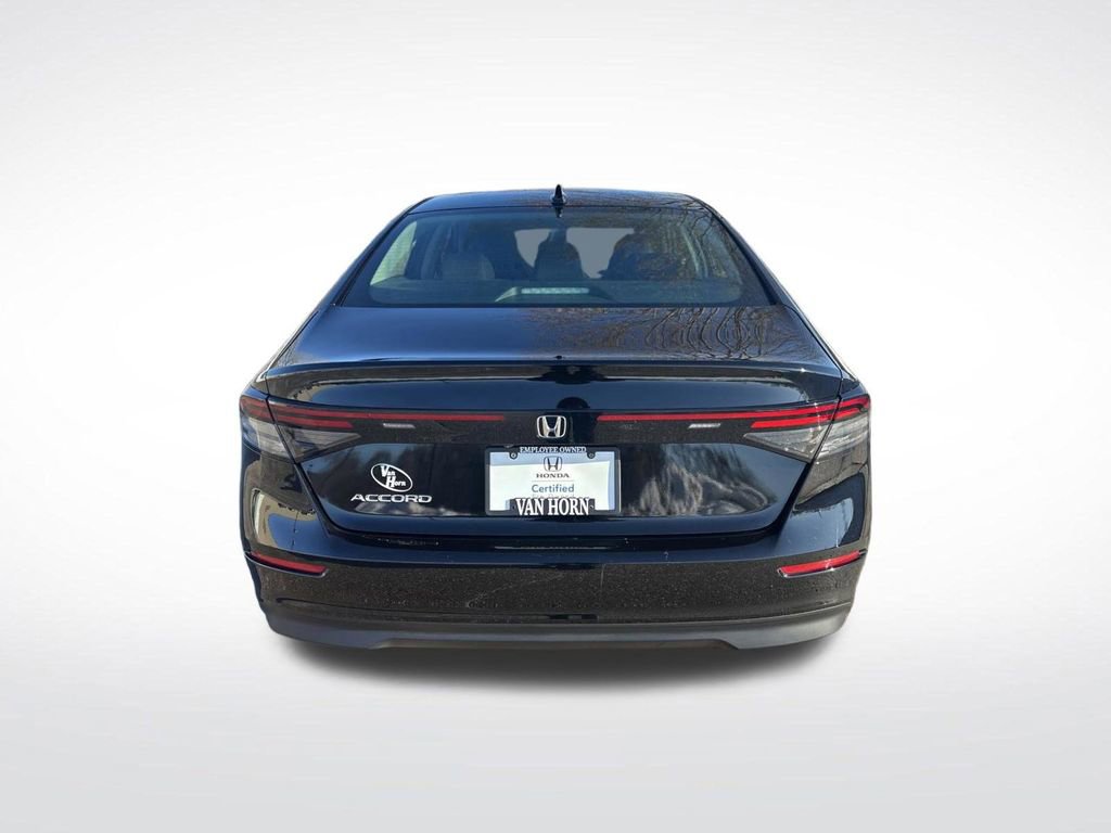 Used 2023 Honda Accord EX image 14