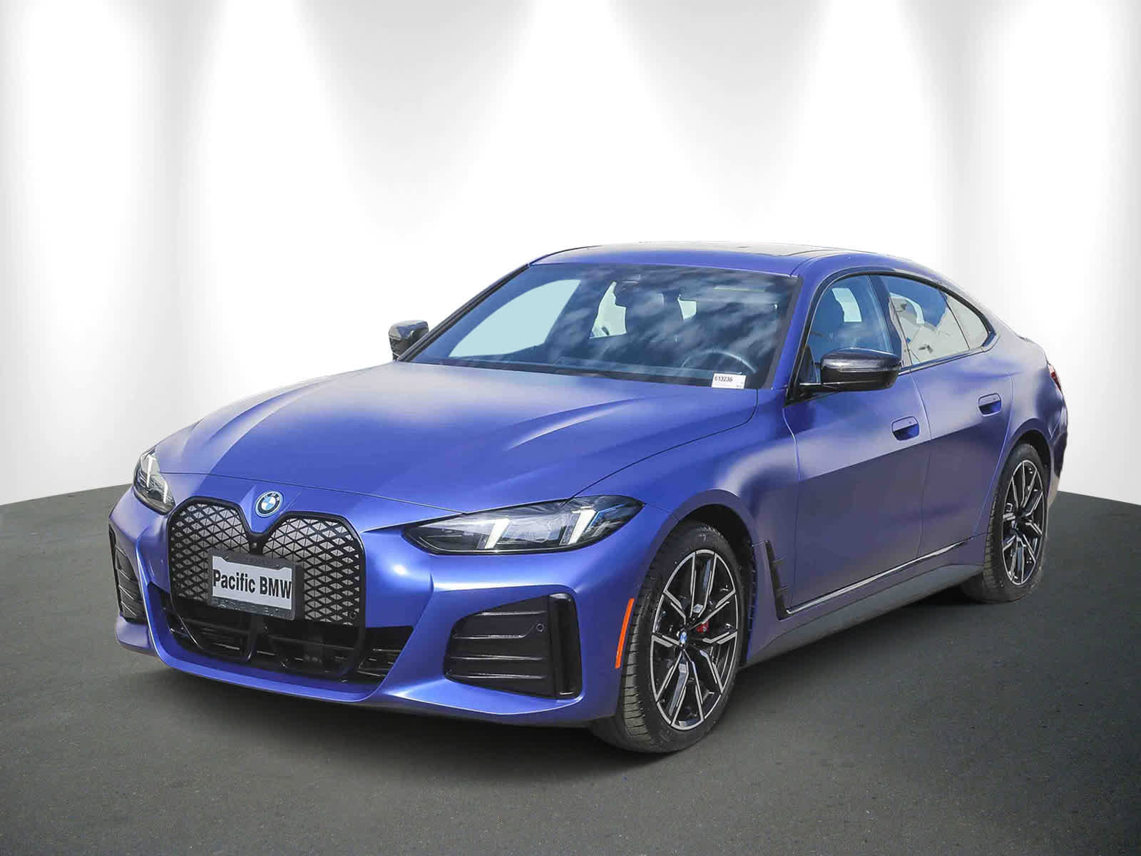 Used 2025 BMW i4 eDrive40 w/ M Sport Package image 3