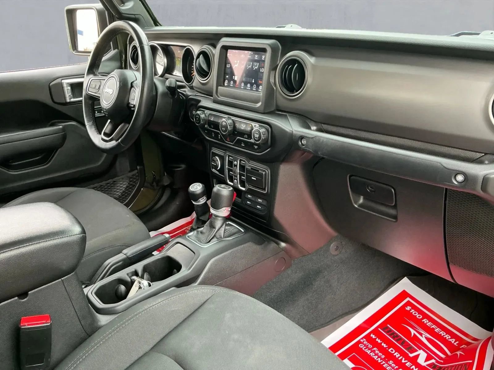 Used 2022 Jeep Gladiator Sport image 21